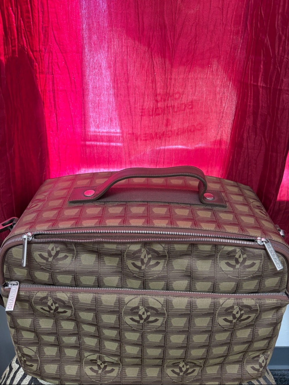 RARE CHANEL Unisex Monogram Travel Bag with Top Handle/ Shoulder Strap- NWOT - Picture 2 of 12